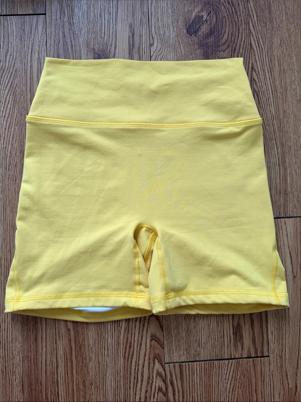 Fleo Yellow High-Waist Bike Shorts